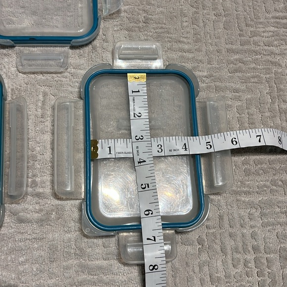 SnapWare Lid replacement 2 or 3 cups rectangle
Compatible Pyrex glass container - Picture 3 of 3